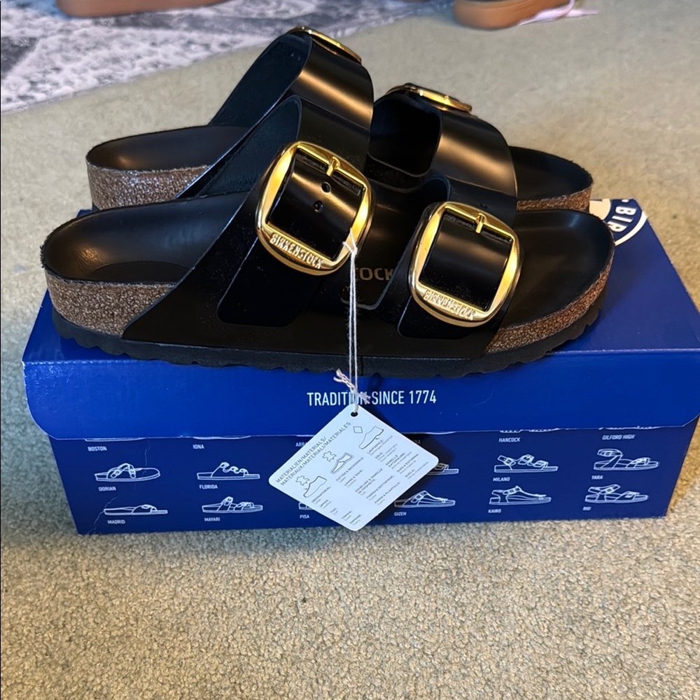 NWT!!!Birkenstock Big Buckle Arizona Sandals.